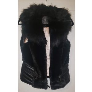 guess posh faux fur vest